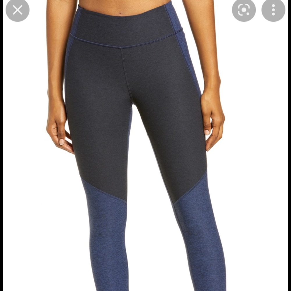 Outdoor Voices 7/8 two-tone Warmup leggings navy size S